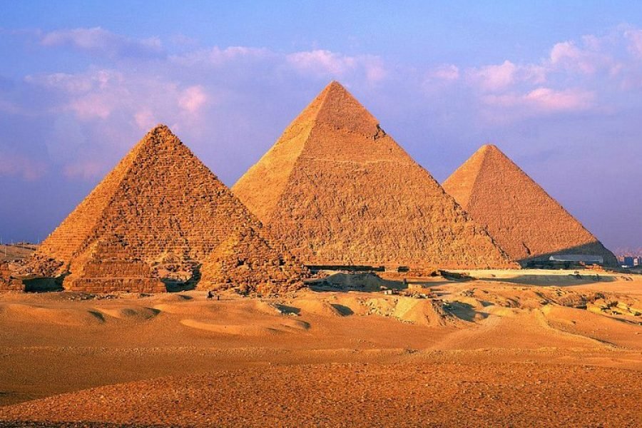 Half Day Tour to Giza Pyramids